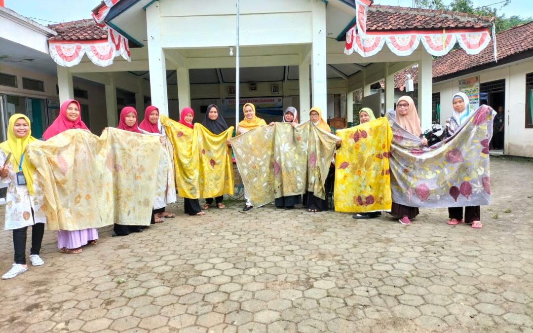 Pelatihan Berwirausahan Ecoprint